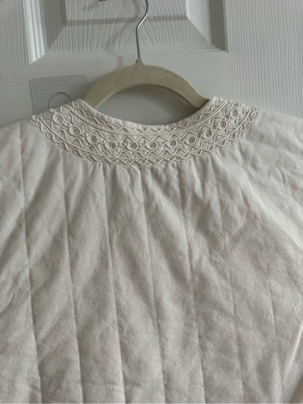 H&M DIVIDED Vest with Embroidery L - Picture 7 of 9